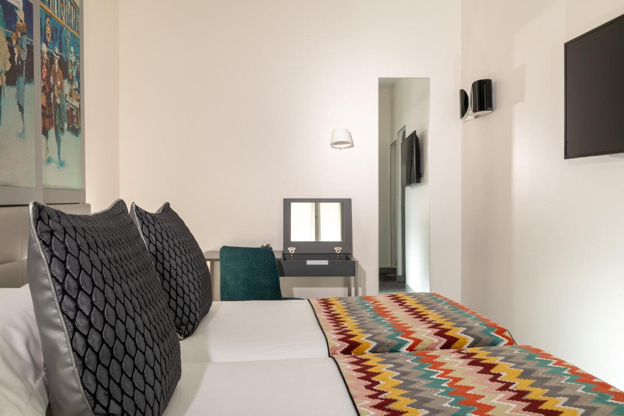 Superior Double or Twin Room,1739373741:JPEG